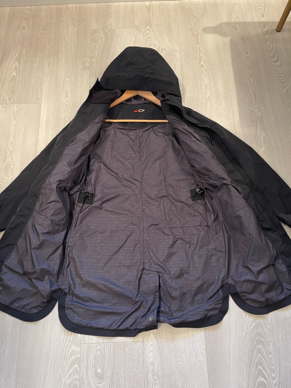 Lululemon Definitely Raining Jacket
Black size 6 - Picture 15 of 16